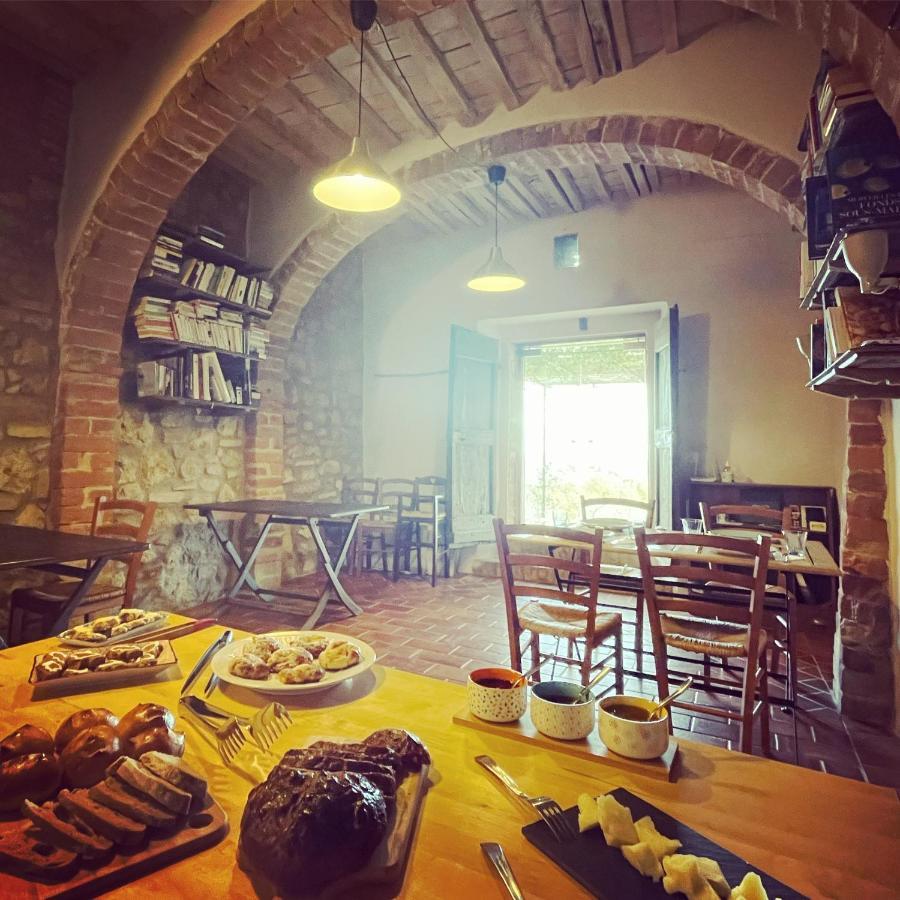 La Falconara Montepulciano Stazione 외부 사진